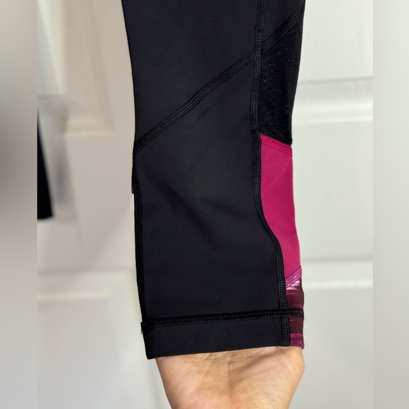 Lululemon Pace Rival Crop Black/Pigment Wind Berry Rumble Multi/Berry Rumble - Picture 4 of 10